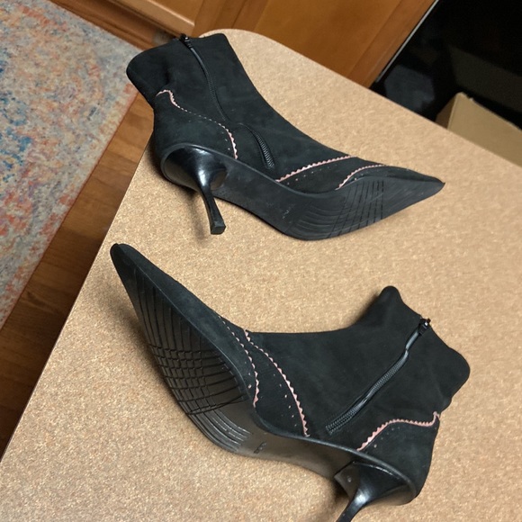Rebecca Sanver Ankle Boots - Picture 5 of 11
